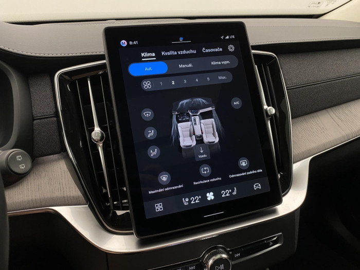 Volvo XC90 B5 AWD AUT BRIGHT ULTRA 7míst na operativní leasing
