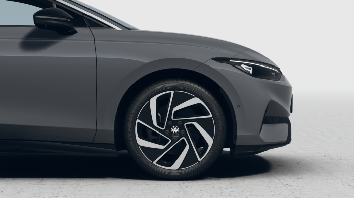 Volkswagen ID.7 Tourer Pure People 150 kW, 59 kWh na operativní leasing