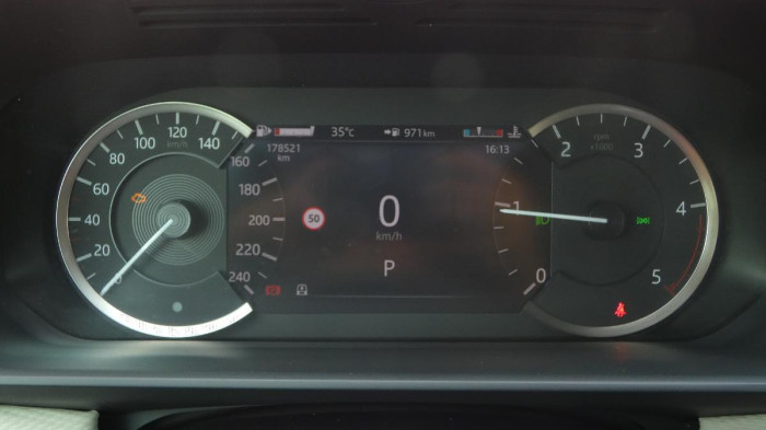 Land Rover Discovery D250 AUTO 4WD na operativní leasing