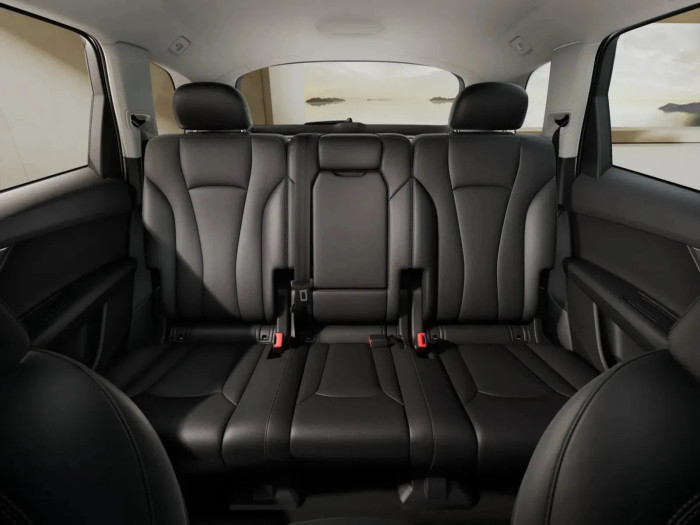 Audi Q7  50 TDI Quattro 210 kW Nafta 4x4 Automatická převodovka na operativní leasing