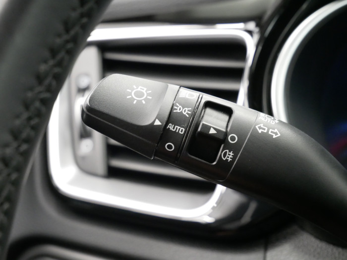 Kia XCeed 1.5 T-GDI 118 kW Exclusive na operativní leasing