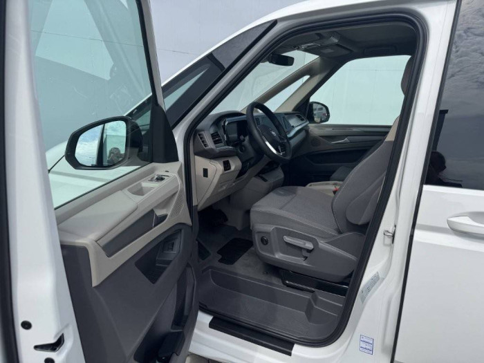 Volkswagen Multivan Long Life 7DSG 2,0TSI / 150kW na operativní leasing