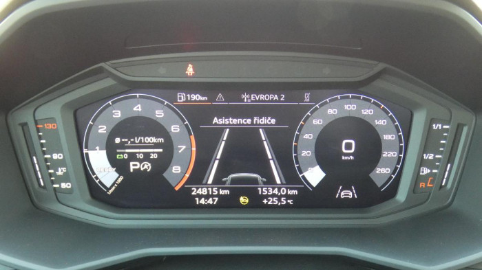 Audi A1 35 TFSI S-line Stronic na operativní leasing
