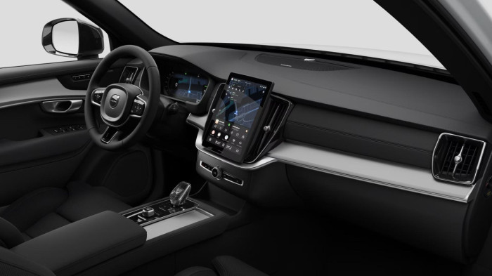 Volvo XC90 T8 AWD BLACK EDITION PLUS 7m na operativní leasing