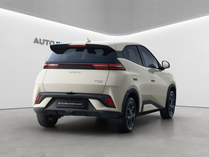 BYD Dolphin Surf Boost*kůže*LED*V2L*park. kam. na operativní leasing