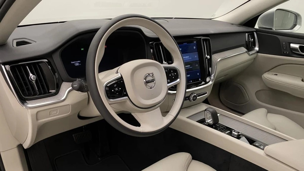 Volvo S60 na operativní leasing