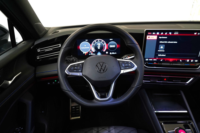 Volkswagen Tiguan 2.0 TSI 150 kW DSG 4x4 R-Line na operativní leasing