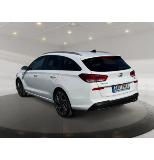 Hyundai i30 kom.1.5T-GDI N Line 5d na operativní leasing