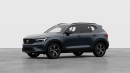 Volvo XC40 B3 AUT DARK PLUS na operativní leasing