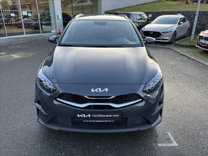 KIA Ceed SW CD 1,5 T-GDi GPF 7DCT TOP + PAKET BUSINESS automat na operativní leasing