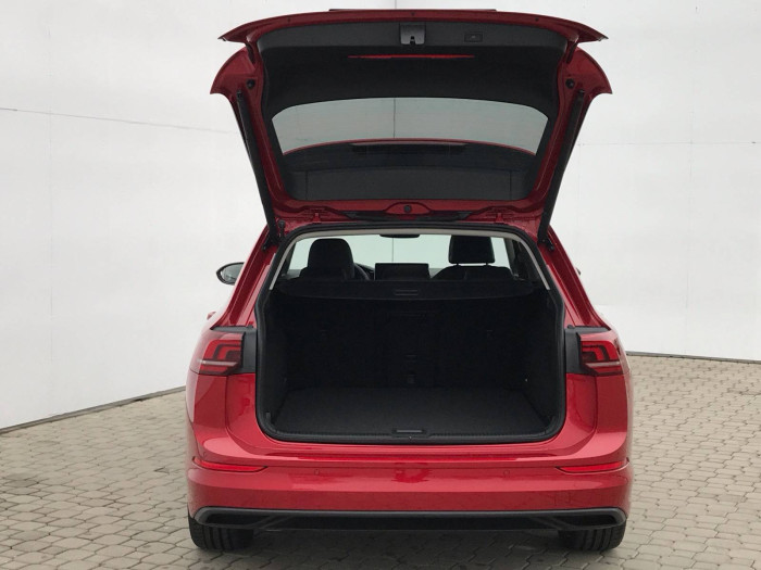 Volkswagen Golf Variant People 7DSG 1,5eTSI / 110kW na operativní leasing