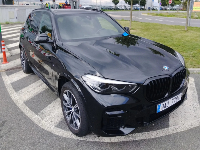 BMW X5 M Sport 30d 210 kW Nafta 4x4 Automatická převodovka na operativní leasing