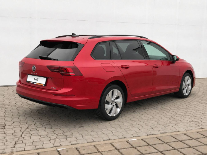 Volkswagen Golf Variant People 6G 1,5TSI / 85kW na operativní leasing