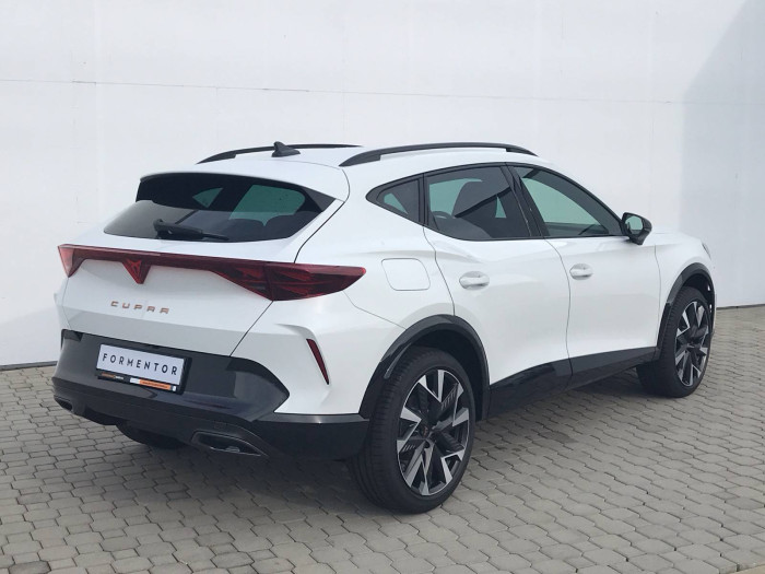 CUPRA Formentor DSG 1.5 eTSI / 110kW na operativní leasing