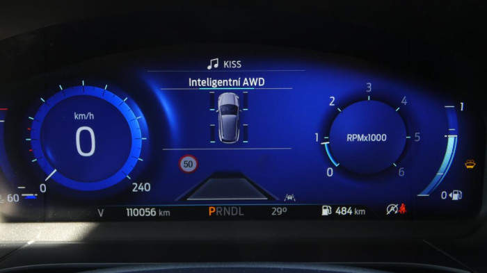 Škoda Karoq 1,5 TSI DSG Sportline na operativní leasing