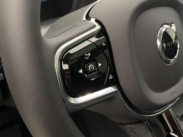 Volvo XC90 T8 AWD Plug-in BRIGHT ULTRA na operativní leasing