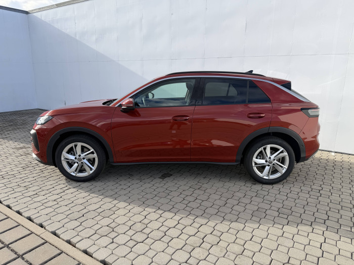Volkswagen T-Roc Life 7DSG 1,5eTSI / 85kW na operativní leasing
