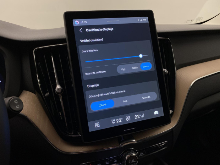 Volvo XC60 T6 AWD AUT BRIGHT PLUS na operativní leasing