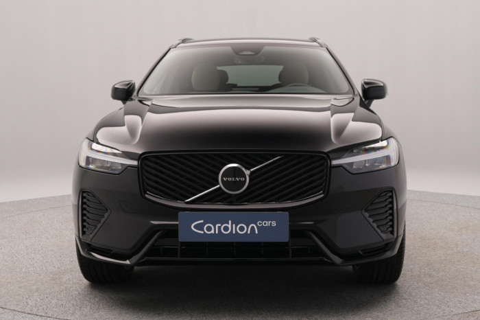Volvo XC60 B5 AWD AUT DARK PLUS na operativní leasing