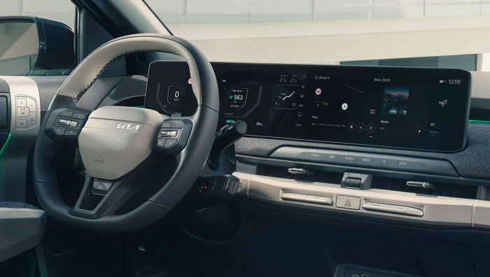 Kia EV3 AIR + HEAT, 81,4kWh, 150 kW na operativní leasing