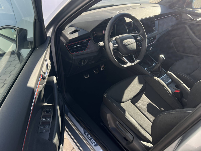 Škoda Kamiq Dynamic 6MP 1,0TSI / 85kW na operativní leasing