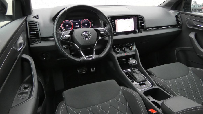 Škoda Karoq 1,5 TSI Sportline DSG na operativní leasing