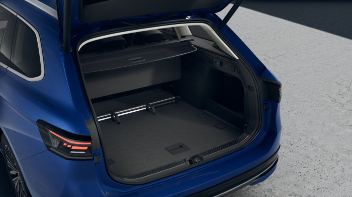 Volkswagen Passat Elegance 1,5 eTSI 110 kW mHEV na operativní leasing