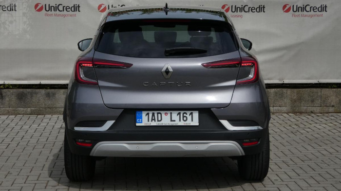 Renault Captur 1,3 TCe 140 Techno EDC na operativní leasing