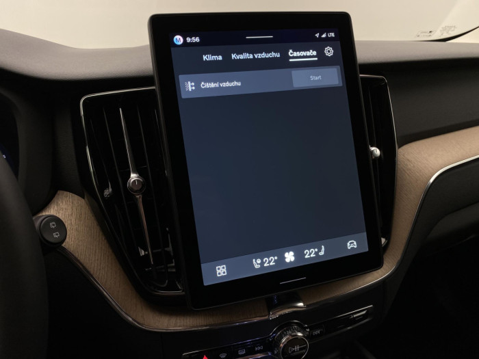 Volvo XC60 B5 AWD AUT BRIGHT PLUS na operativní leasing