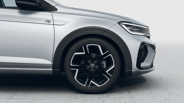 Volkswagen Taigo R-Line People 1,5 TSI 110 kW 7DSG na operativní leasing