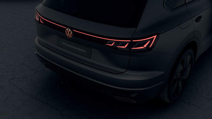 Volkswagen Touareg R-Line Final Edition 3.0 V6 TDI na operativní leasing