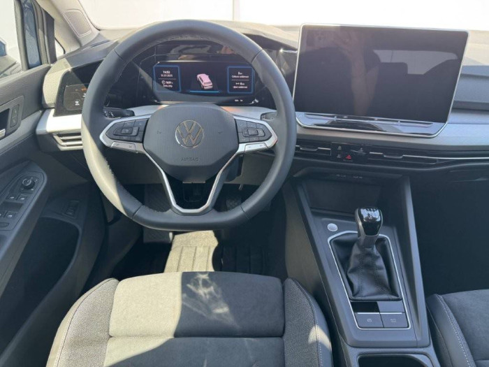 Volkswagen Golf Variant People 6G 1,5TSI / 85kW na operativní leasing