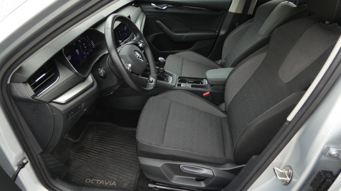 Škoda Octavia 2,0 TDI Ambition na operativní leasing