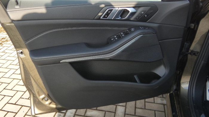 BMW X5 30d xDrive M Sport na operativní leasing