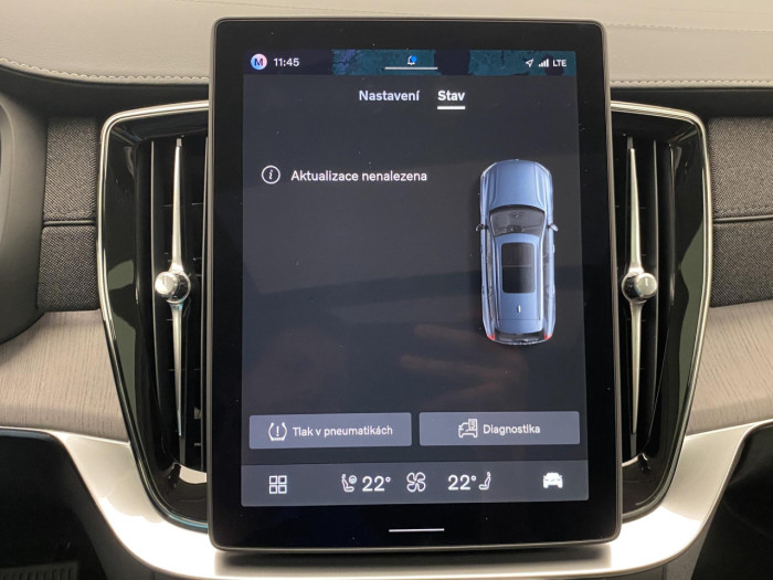 Volvo XC90 T8 AWD Plug-in DARK PLUS 7m na operativní leasing