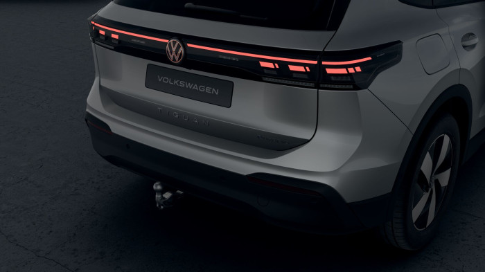 Volkswagen Tiguan People 1,5 TSI 150 kW eHybrid na operativní leasing