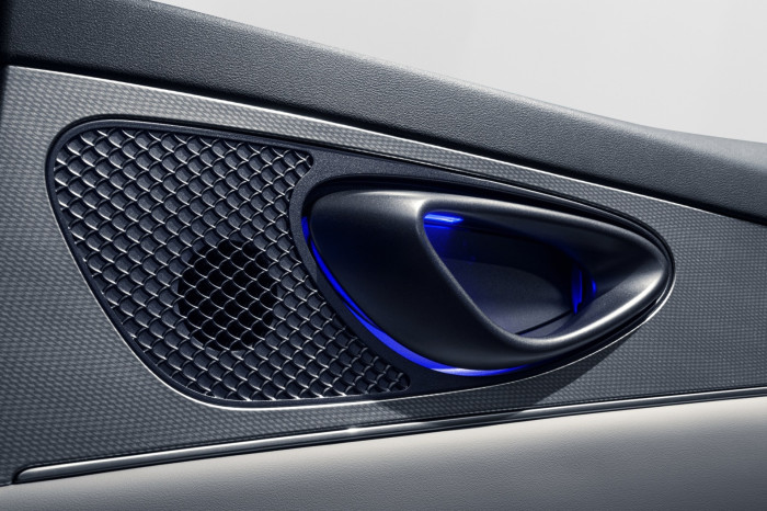 BYD SEAL 6 DM-i Touring Boost*V2L na operativní leasing