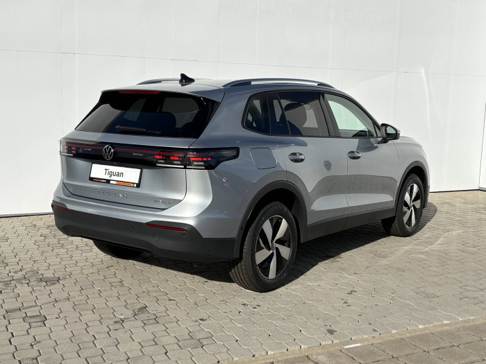 Volkswagen Tiguan People eHybrid 6DSG 1,5TSi / 110kW na operativní leasing