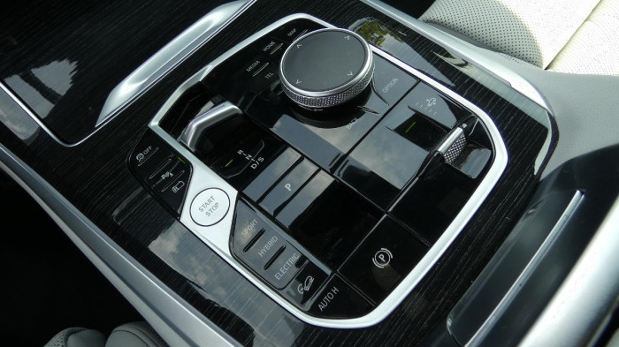 BMW X5 50e xDrive PHEV na operativní leasing