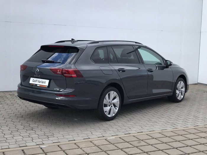 Volkswagen Golf Variant People 6G 1,5TSI / 110kW na operativní leasing