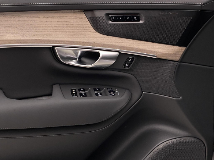 Volvo XC90 B5 AWD AUT BRIGHT PLUS 7míst na operativní leasing