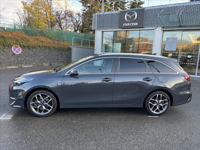 KIA Ceed SW CD 1,5 T-GDi GPF 7DCT TOP + PAKET BUSINESS automat na operativní leasing