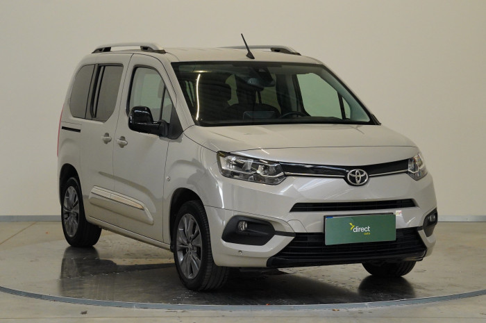 Toyota Proace City Verso 1.2T 96 kW Family L1 na operativní leasing
