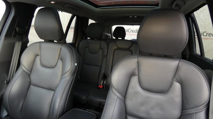 Volvo XC90 B5 AWD Plus Bright 7 míst na operativní leasing
