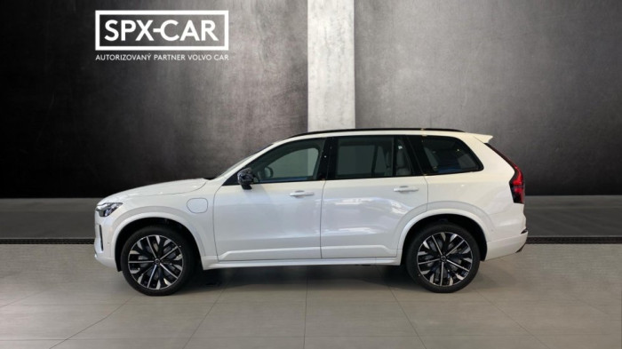 Volvo XC90 ULTRA DARK, T8 AWD, 228+107 kW / 310+145 HP na operativní leasing