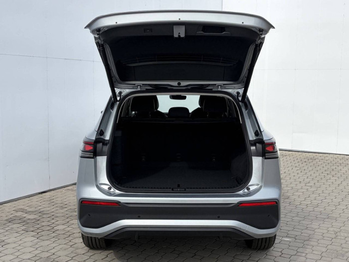 Volkswagen Tayron People PHEV 19,7kWh 1,5TSI / 110kW na operativní leasing
