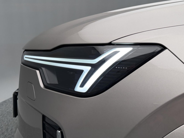 Volvo XC90 B5 AWD AUT BRIGHT ULTRA 7míst na operativní leasing