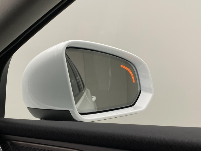 Volvo V60 B4 AUT BRIGHT PLUS na operativní leasing