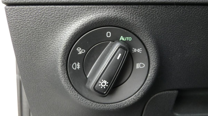 Škoda Karoq 1,5 TSI Sportline DSG na operativní leasing