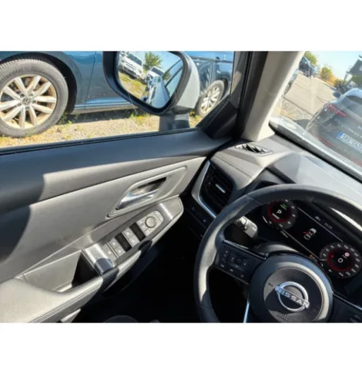 Nissan X-Trail e-p 213 N-CONN 4WD AT na operativní leasing